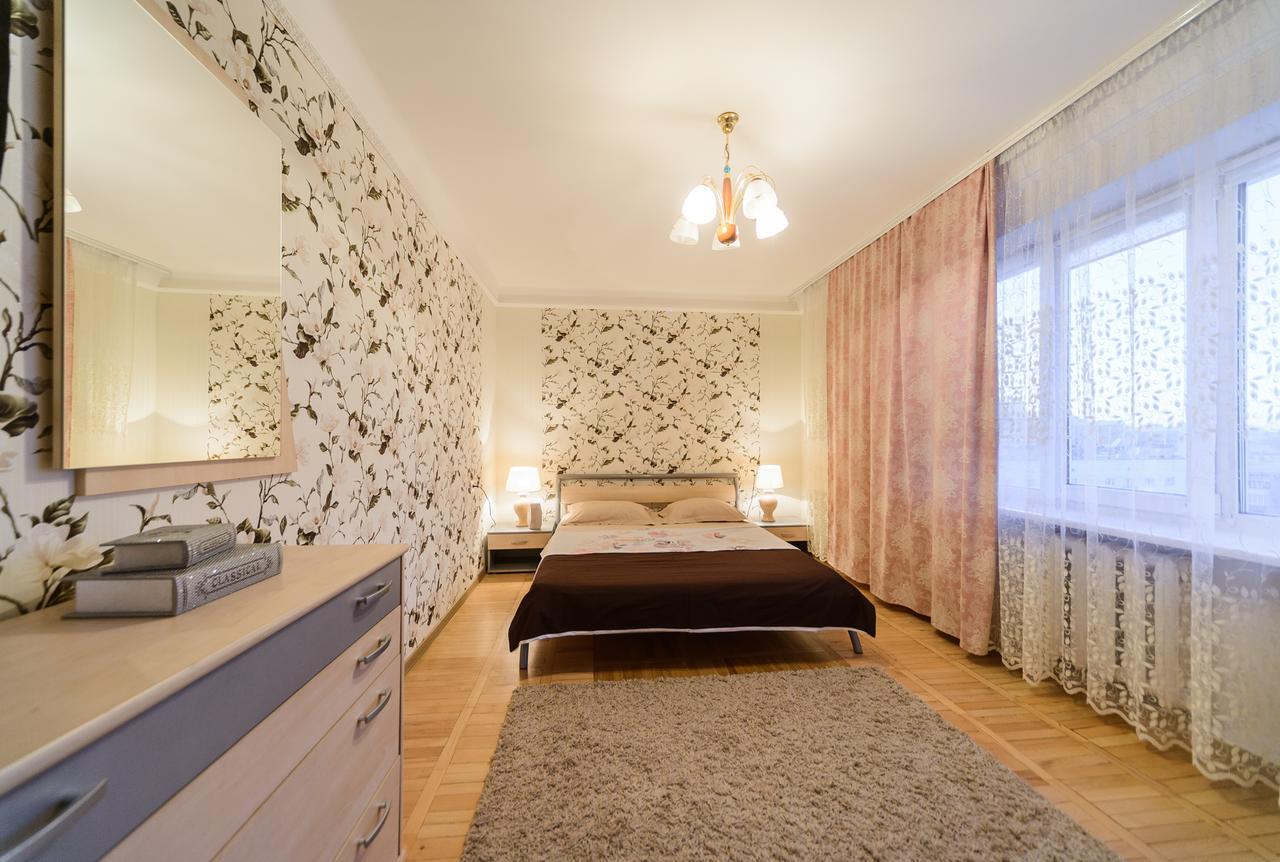 Apartment On Lesi Ukrainky Blvd Киев Экстерьер фото